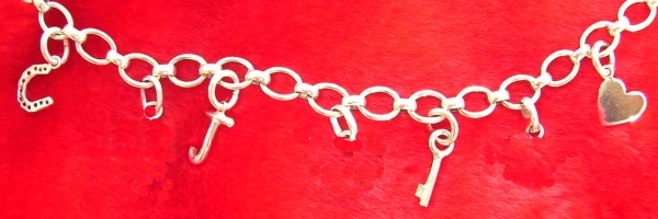 Charm bracelet